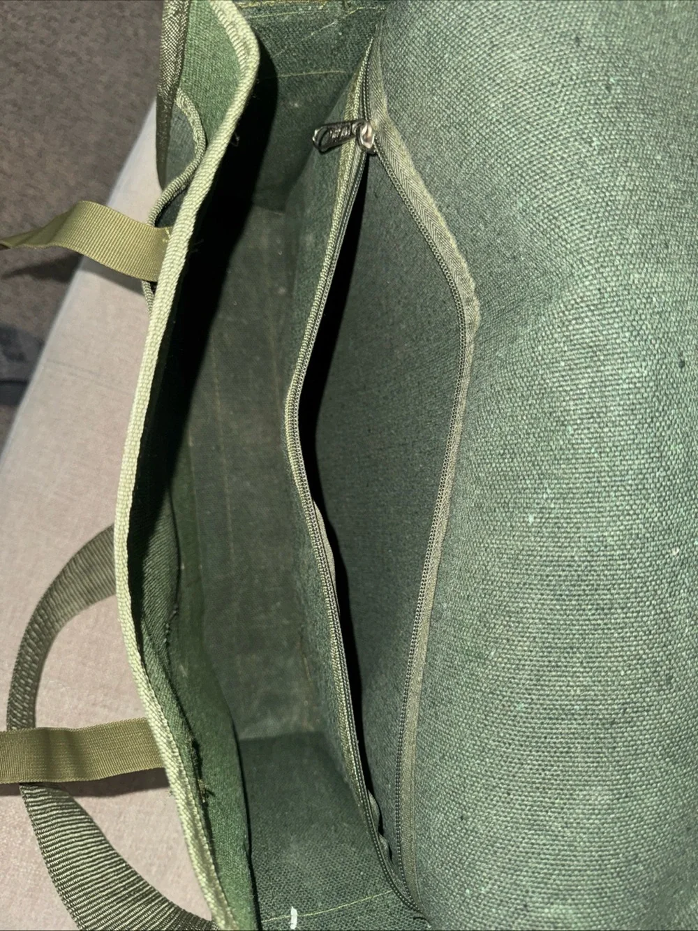 Source Unknown Olive Canvas Messenger Bag with Buckle Straps
